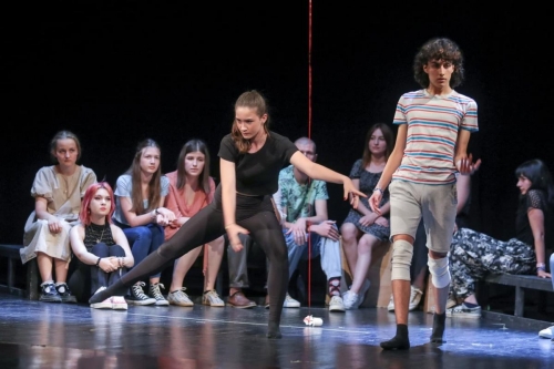 Srednjoskolci31 dup 150622