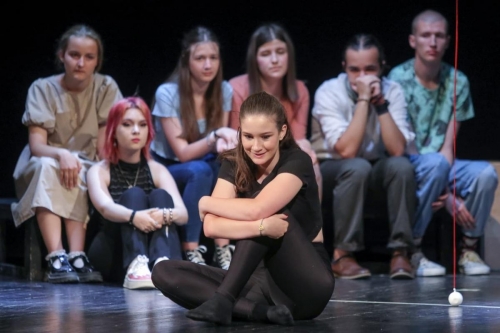 Srednjoskolci39 dup 150622